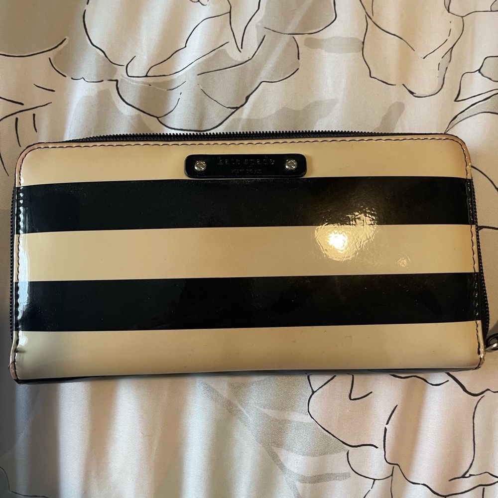 Kate spade wallet